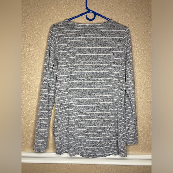 Max & Mia striped long sleeve size medium - Picture 4 of 4
